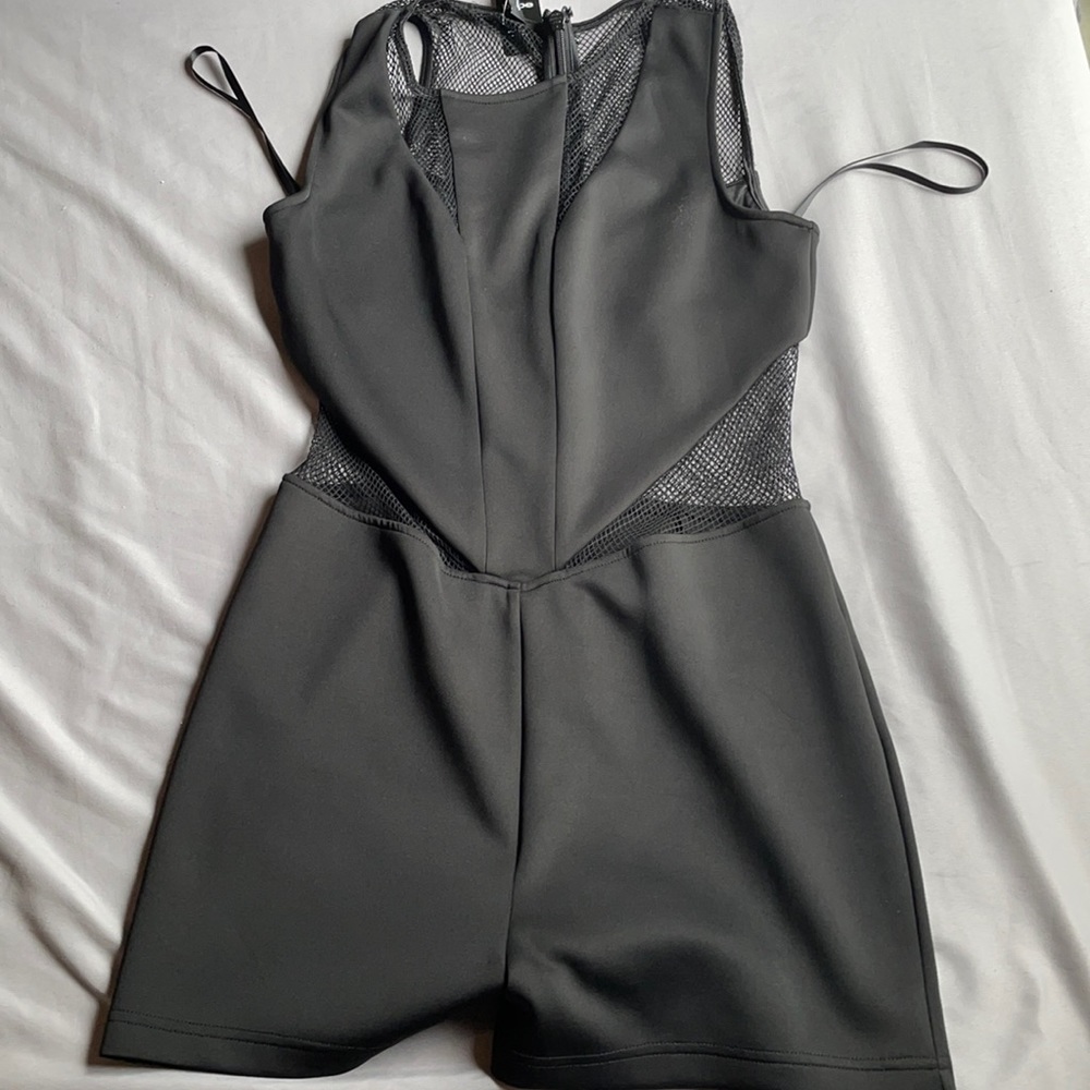 New with tags Bebe shirt romper